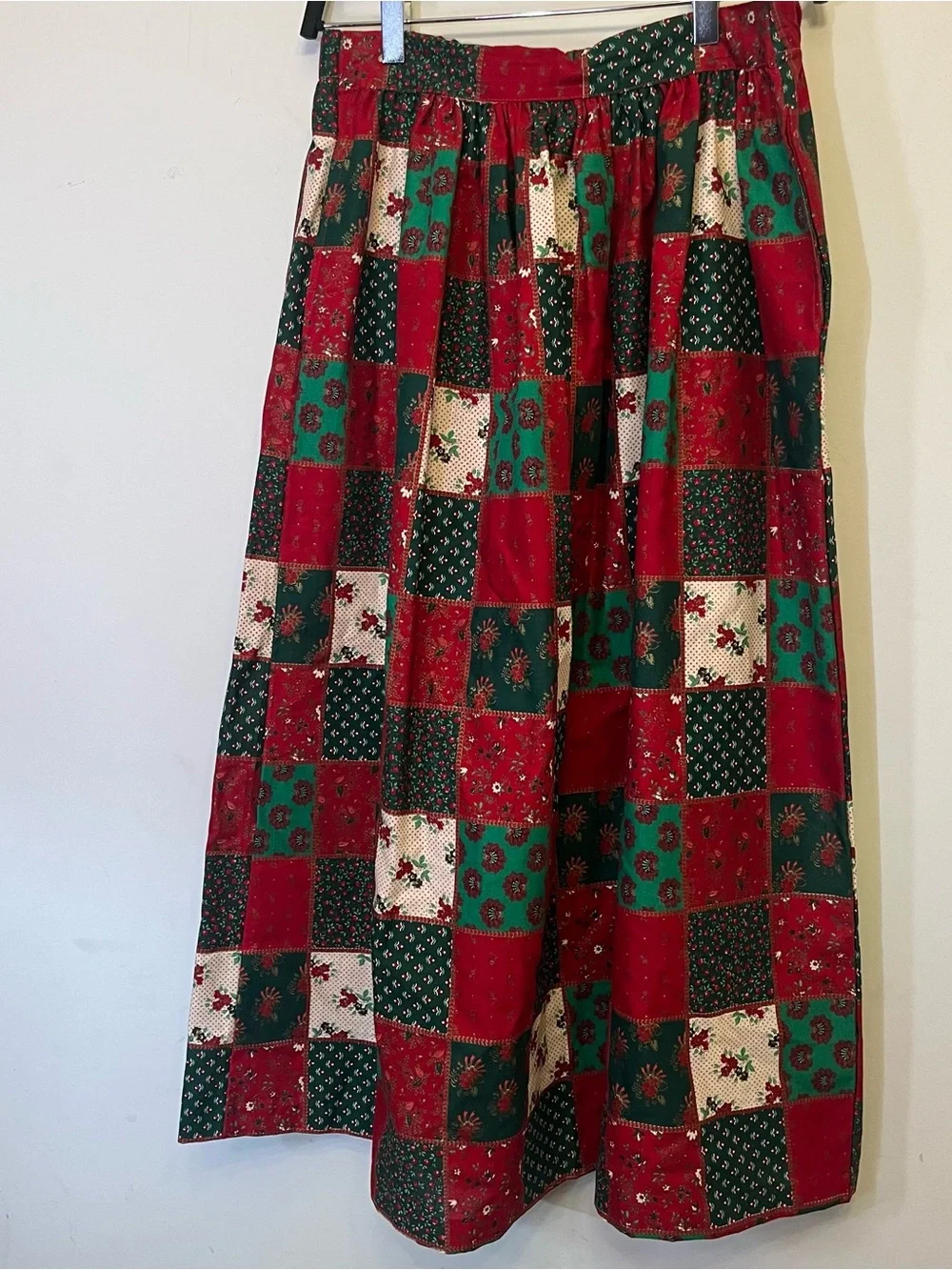 Vintage Sweater Loft Women's Red & Green Patchwork Skirt Pockets Handmade Look